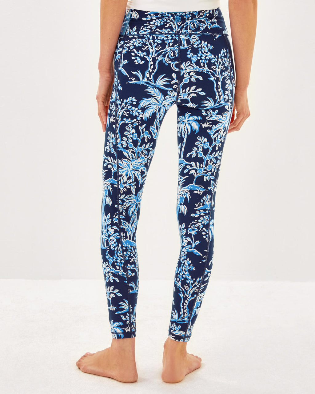 UPF 50+ Luxletic 26" Weekender High Rise Legging